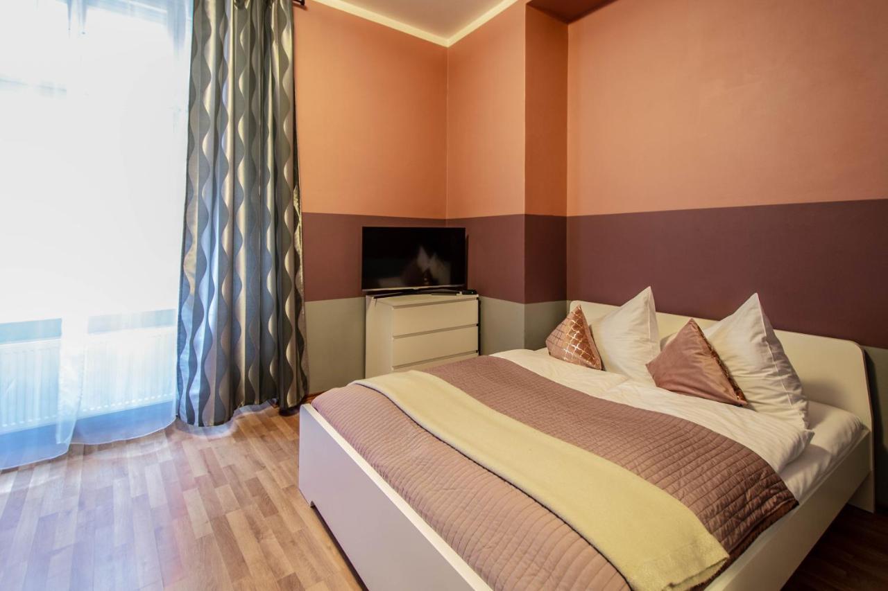 Ruzova Apartment By Ruterra Πράγα Εξωτερικό φωτογραφία