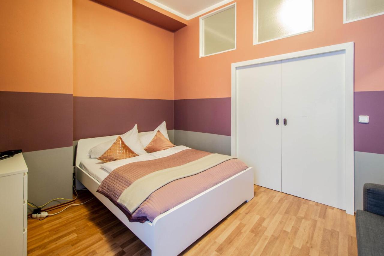 Ruzova Apartment By Ruterra Πράγα Εξωτερικό φωτογραφία