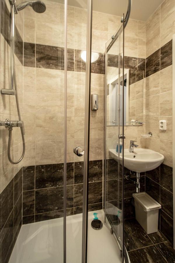 Ruzova Apartment By Ruterra Πράγα Εξωτερικό φωτογραφία